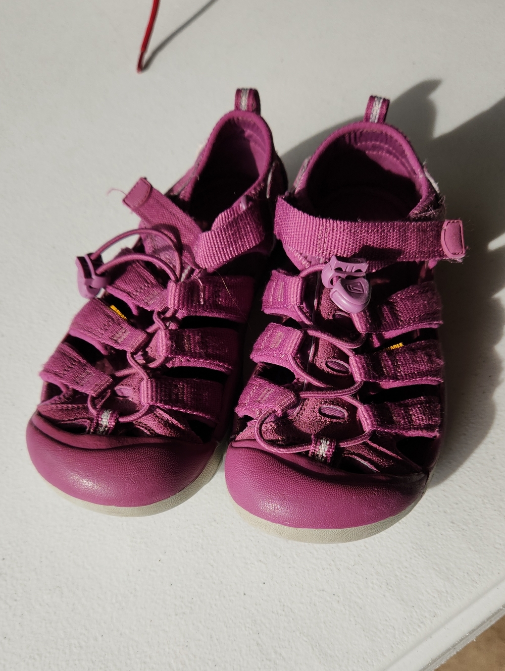 Kids Open-Toe KEEN Active Sandals in Fuchsia